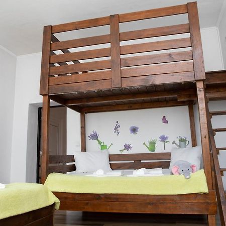 Cosy Apartment In City Centre オラデア エクステリア 写真