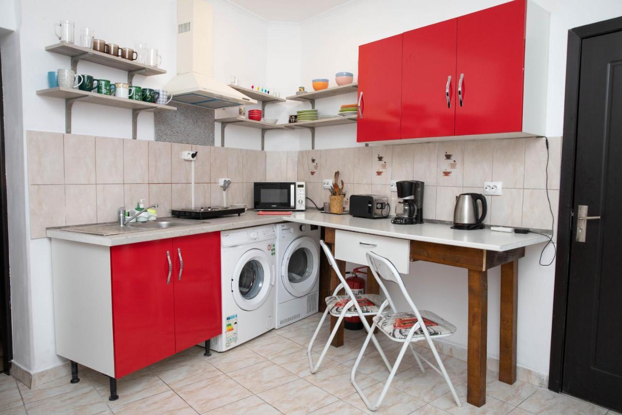 Cosy Apartment In City Centre オラデア エクステリア 写真