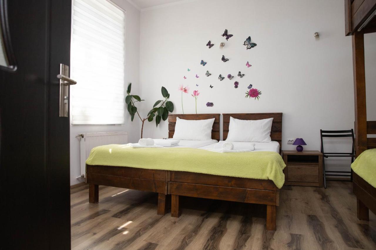 Cosy Apartment In City Centre オラデア エクステリア 写真