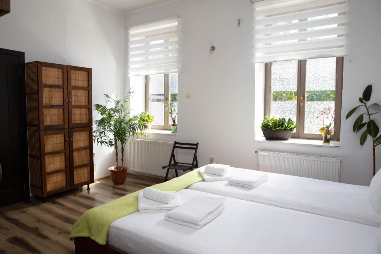 Cosy Apartment In City Centre オラデア エクステリア 写真