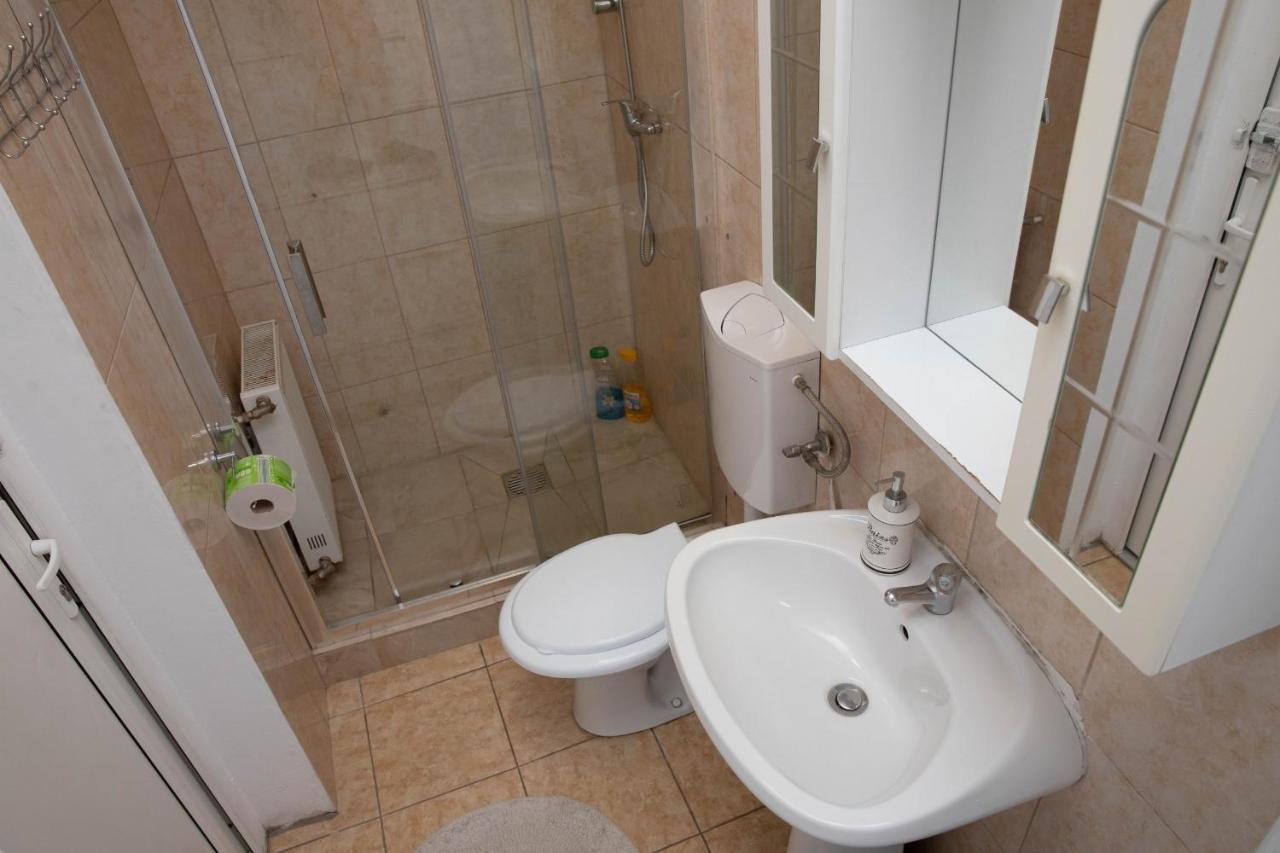 Cosy Apartment In City Centre オラデア エクステリア 写真