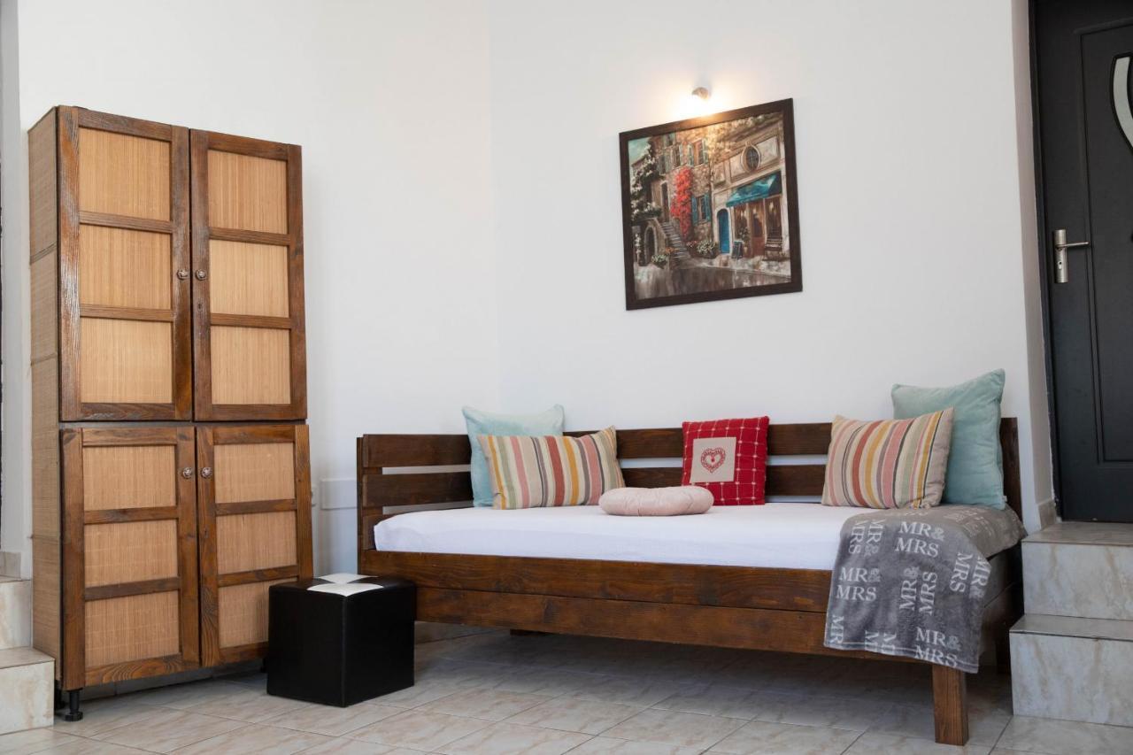 Cosy Apartment In City Centre オラデア エクステリア 写真